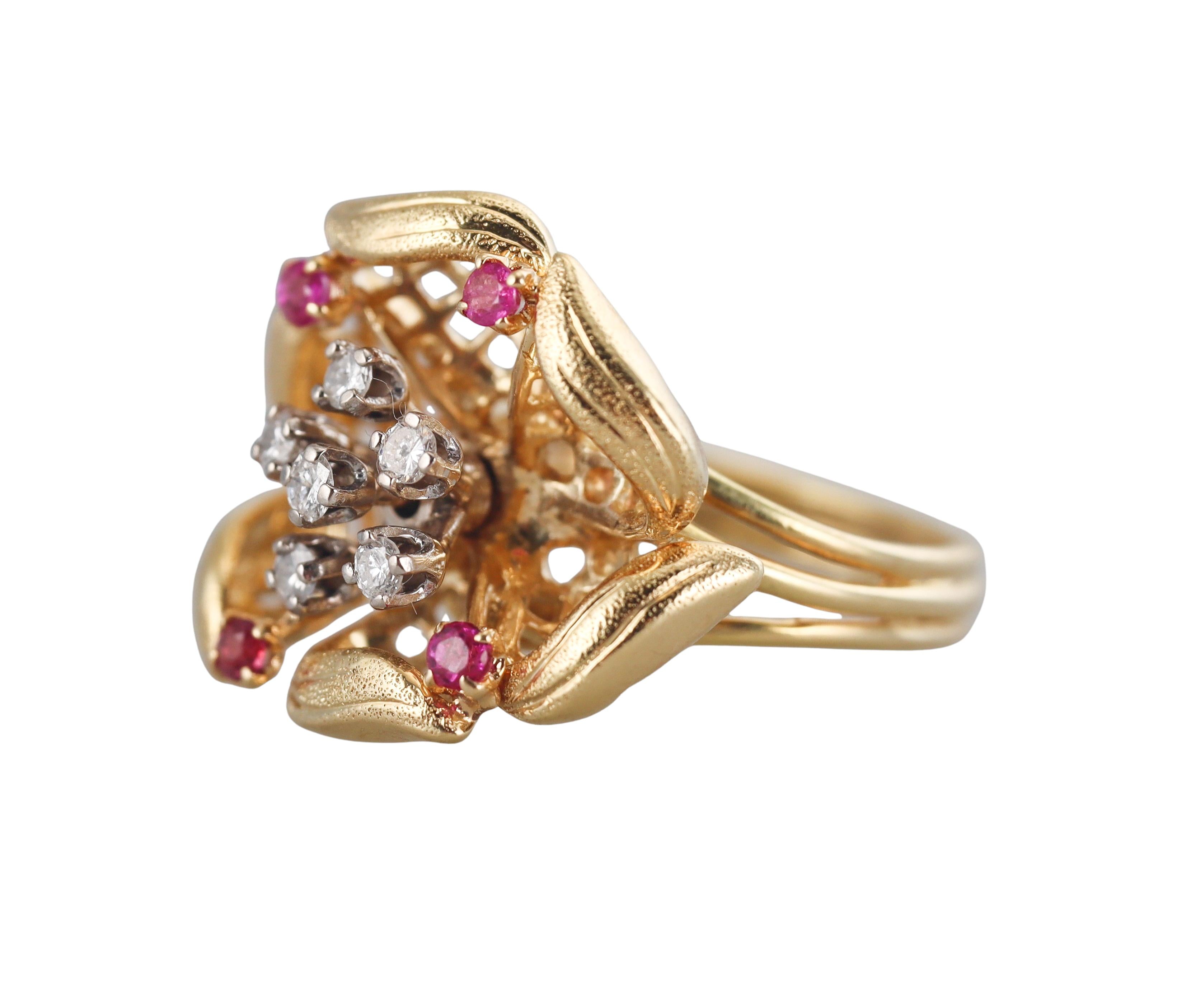 Diamond Ruby Gold Flower Ring