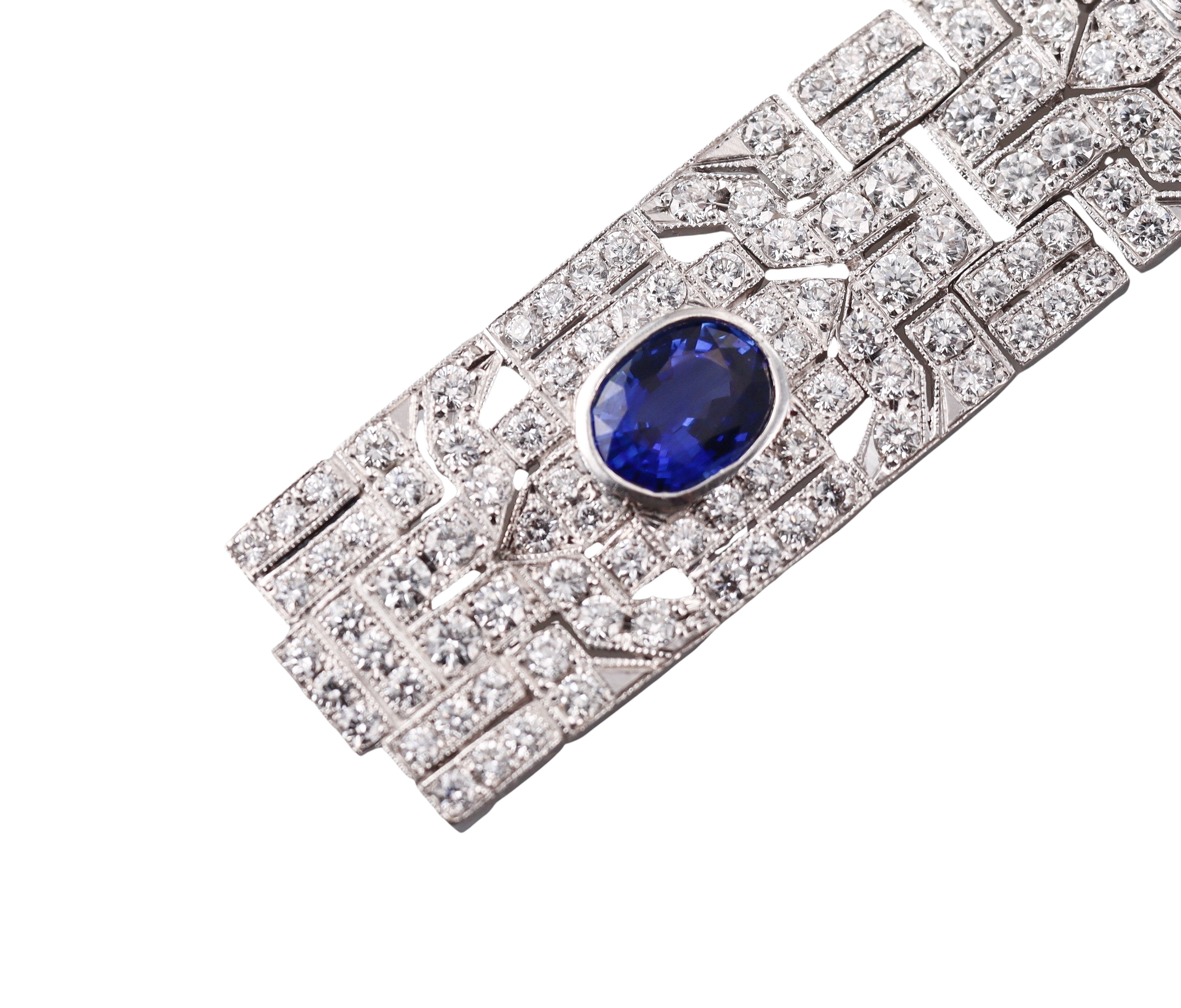 Impressive Platinum 12 Carats Ceylon Sapphire Diamond Bracelet