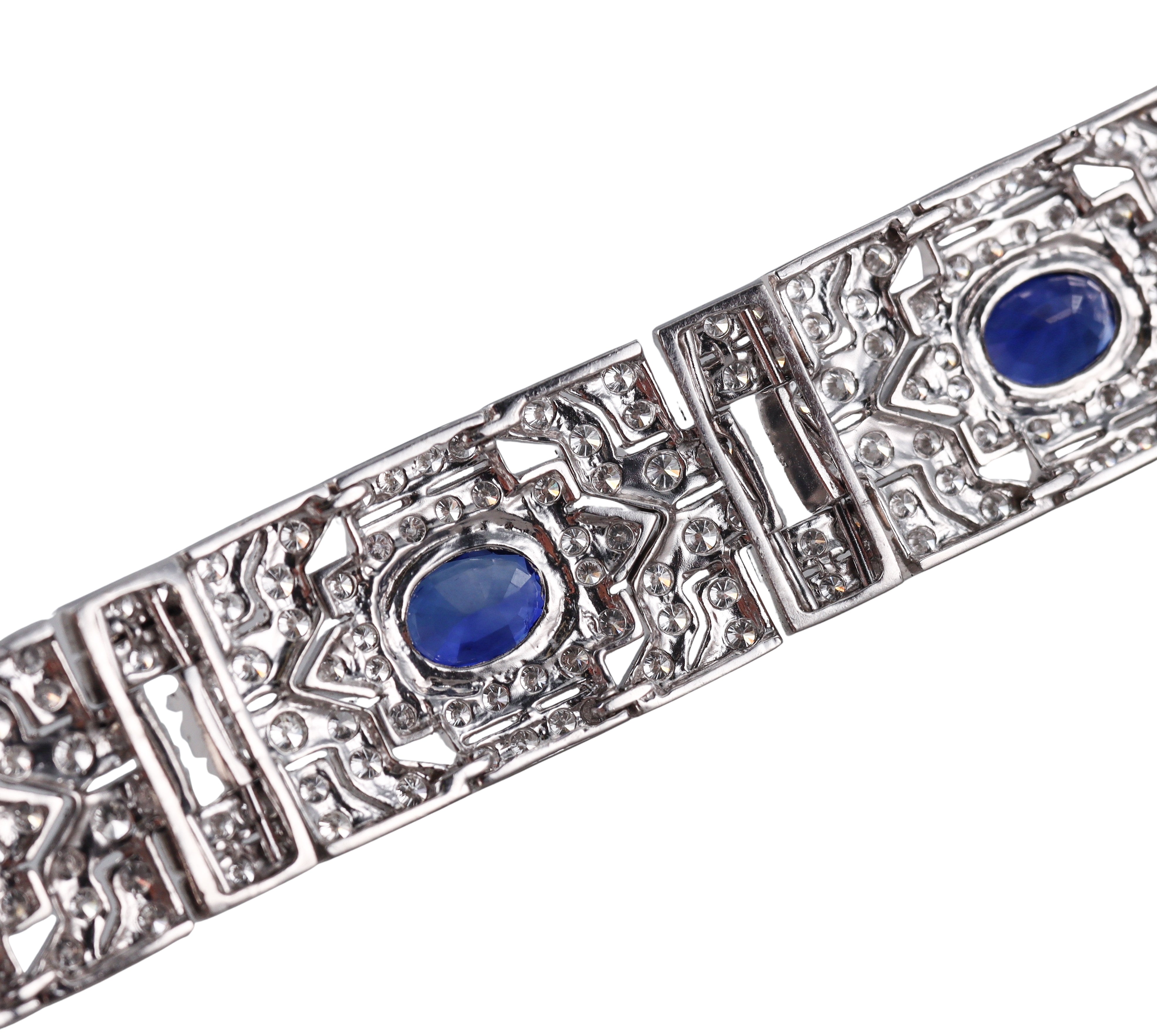 Impressive Platinum 12 Carats Ceylon Sapphire Diamond Bracelet