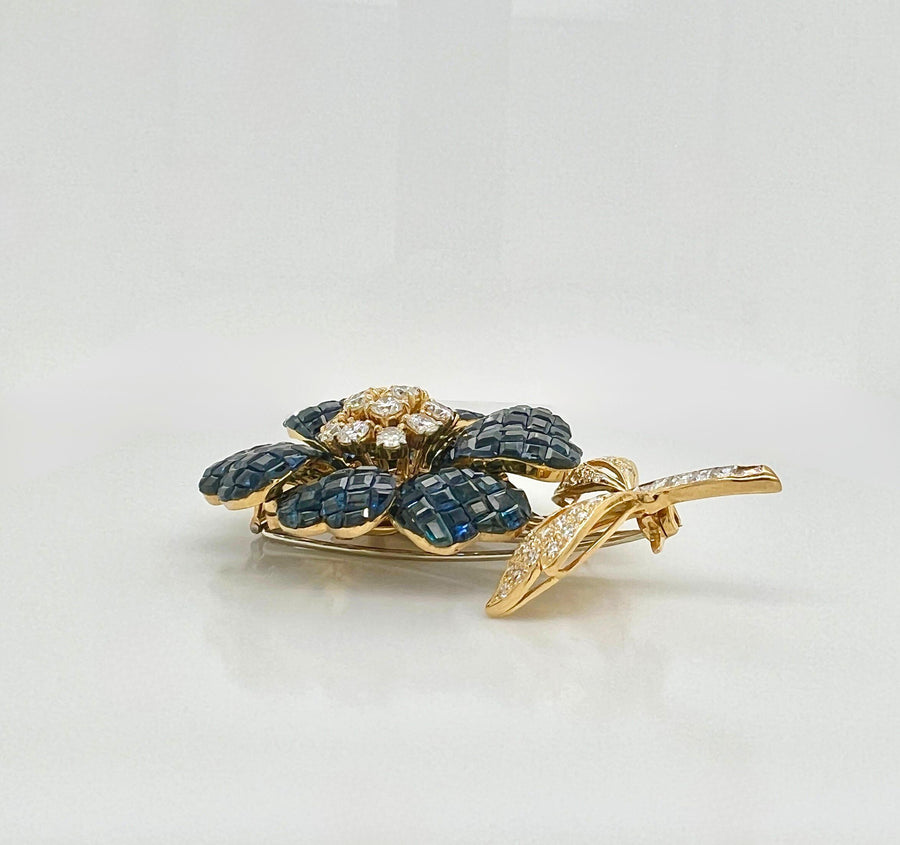 Adler Invisible Set 18K Gold Sapphire and Diamond Flower Brooch