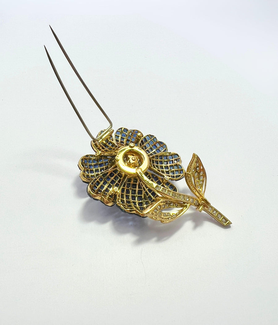 Adler Invisible Set 18K Gold Sapphire and Diamond Flower Brooch