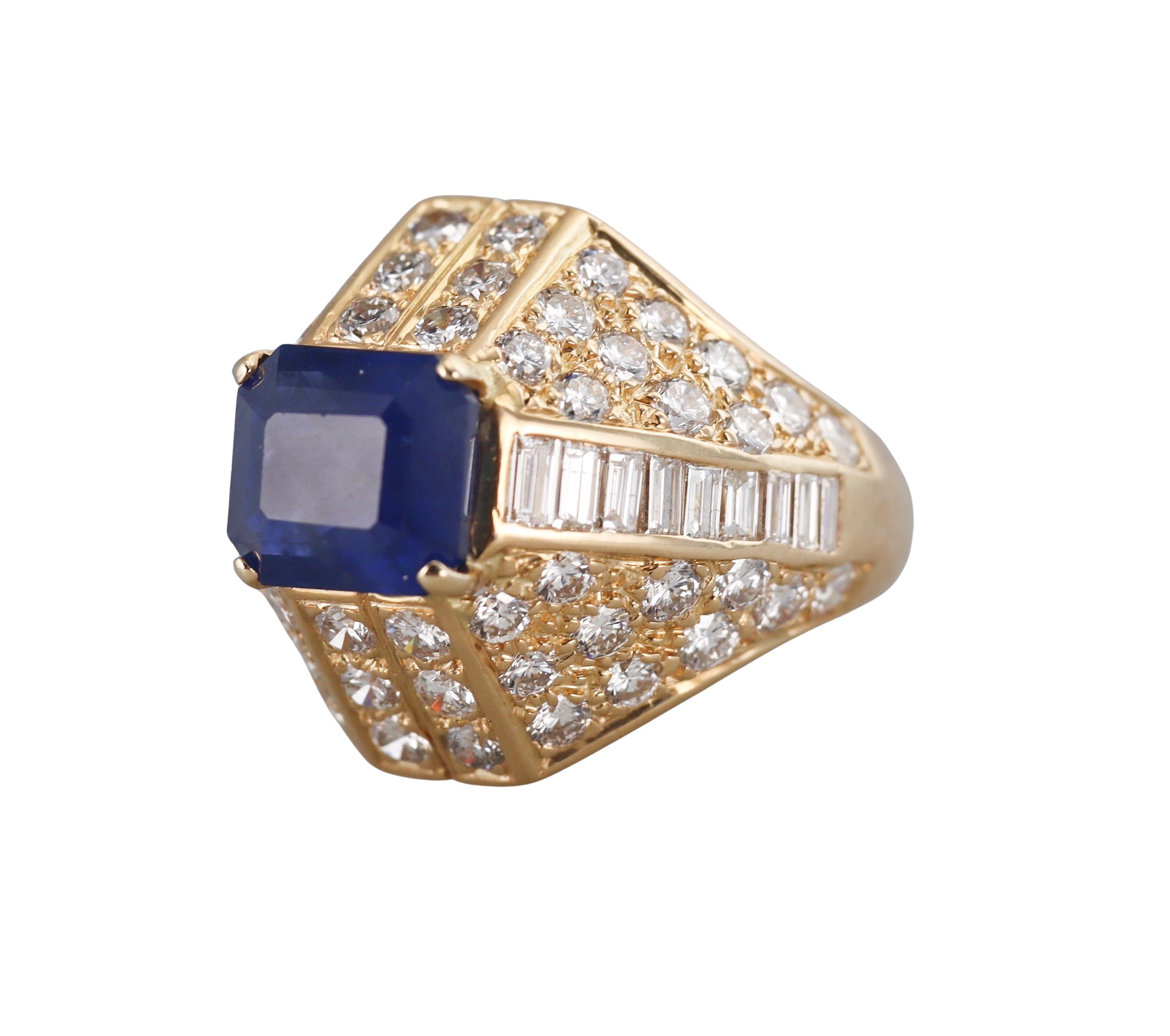 5.72 carat Sapphire Diamond Gold Cocktail Ring