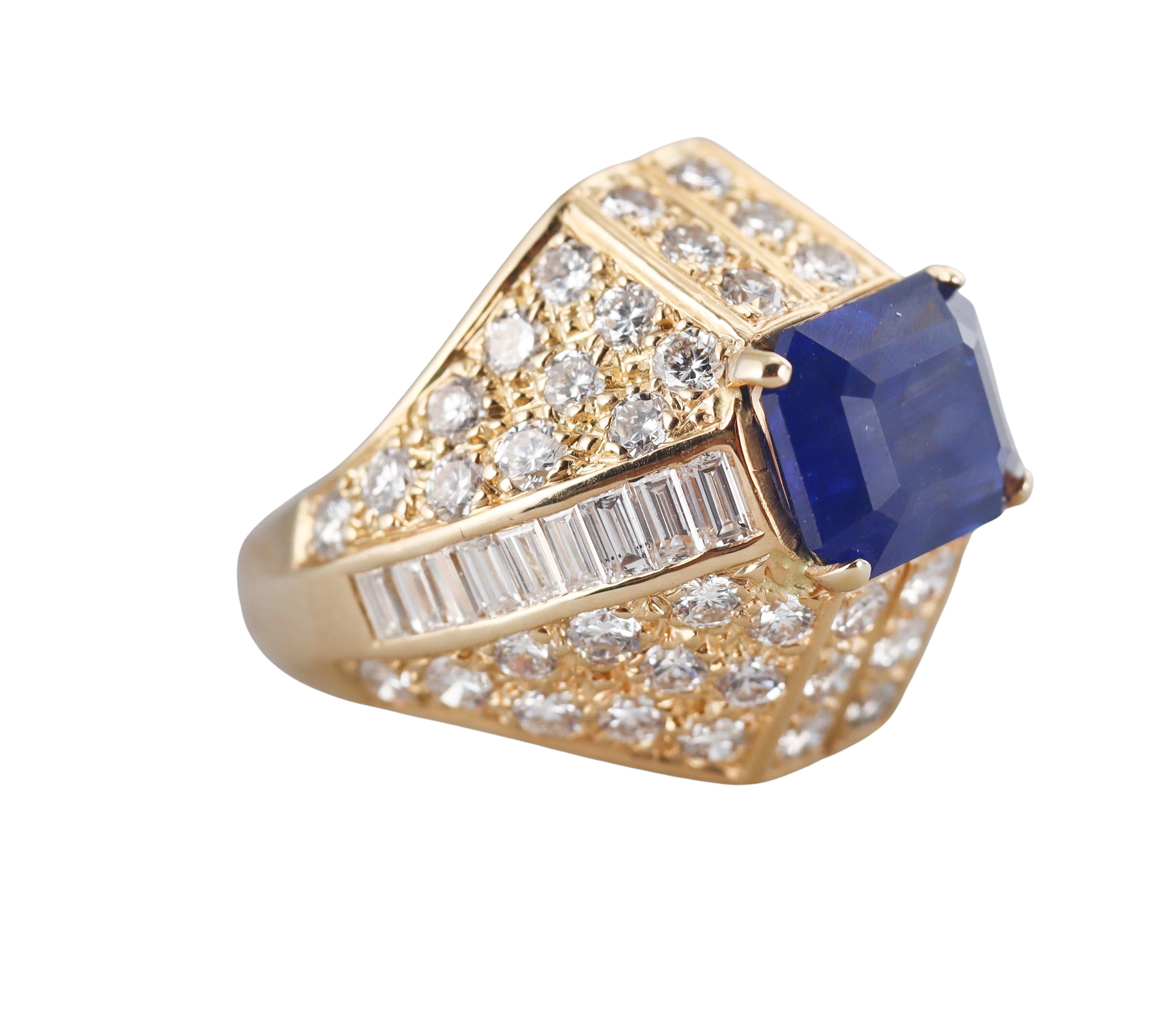 5.72 carat Sapphire Diamond Gold Cocktail Ring