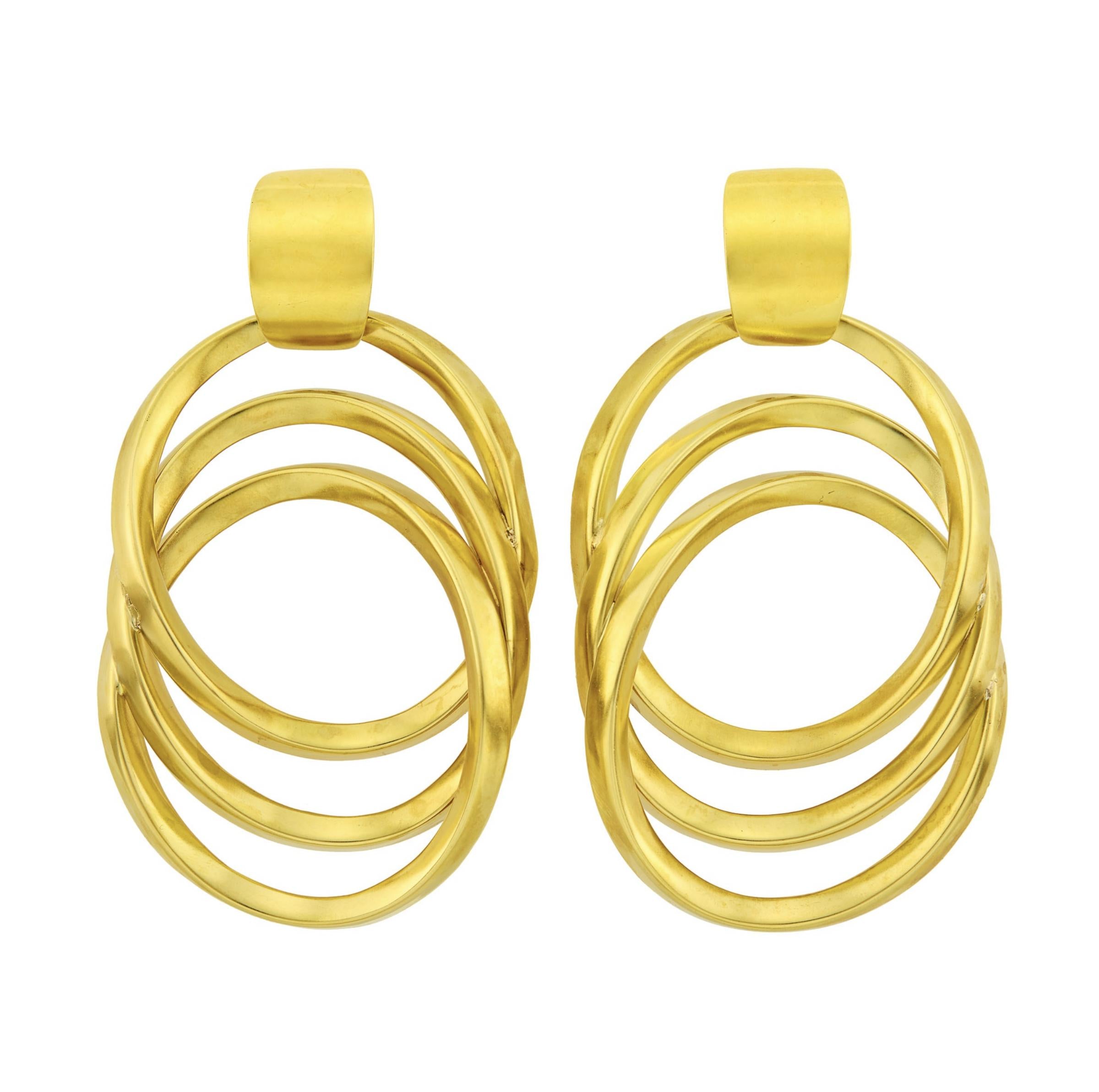 Pair of 18k Yellow Gold Oversized Oval Link Pendant Earrings