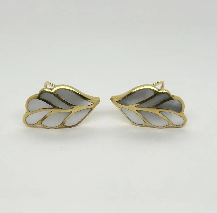 T&Co Mother Of Pearl Inlay 18k Yellow Gold Leaf Clip On Earrings