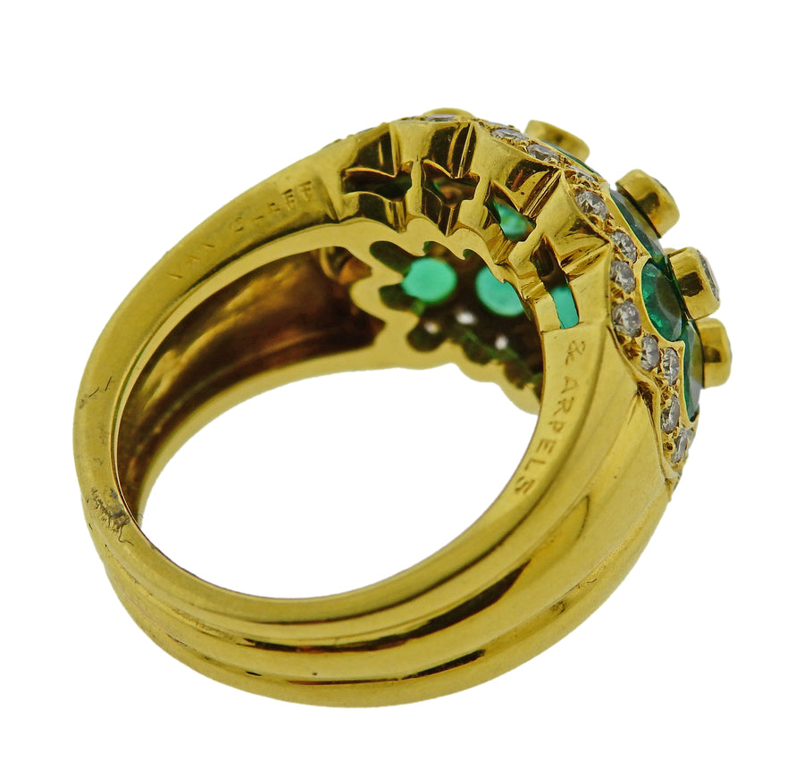 Van Cleef & Arpels Emerald Diamond Gold Ring